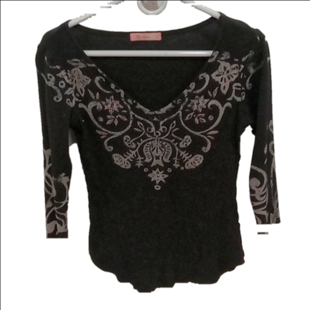 (314)  Marabou, black long sleeve pullover t-shirt size small